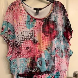 Women’s size M blouse